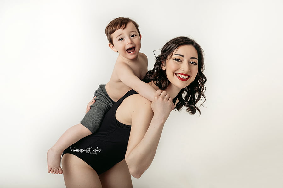 Auguri a tutte le mamme da Francesca Nicolosi di Riflessi Studio